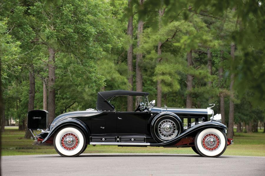  Cadillac V16 Roadster by Fleetwood 1930 года  (фото 5 из 12)